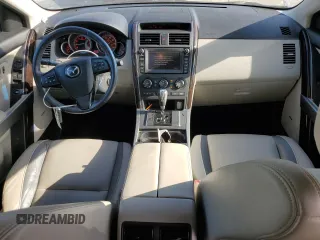 2010 Mazda CX-9 Grand Touring с VIN JM3TB3MA5A0237698, выставлен на аукционе Copart как лот 57947835 с пробегом 83 235 миль миль и Списание • Salvage title. История ставок и продаж доступна на DreamBid. Изображение 8.