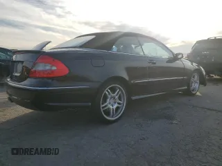 2008 Mercedes-Benz CLK 550 with VIN WDBTK72G88T097807, listed as a Copart auction lot 82911374 with 44,243 mi miles and Salvage Title. Bid and sale history available at DreamBid. Image 3.