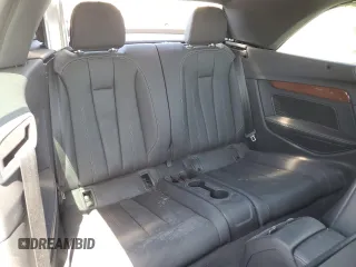 2021 Audi A5 Cabriolet Premium Plus z VIN WAUWAGF56MN004871, wystawiony jako Copart lot #56628655 z przebiegiem Nie podano mil oraz Szkoda całkowita • Salvage title. Historia ofert i sprzedaży dostępna na DreamBid. Obrazek 10.