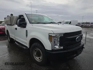 2019 Ford Super Duty F-250 SRW XL with VIN 1FTBF2A67KEG48981, listed as a IAAI auction lot 42093795 with Not Provided miles. Bid and sale history available at carsss.com. Image 1.