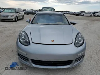 2014 Porsche Panamera 4S Executive with VIN WP0BB2A75EL062252, listed as a Copart auction lot 77269564 with 83,124 mi miles and Salvage Title. Bid and sale history available at DreamBid. Image 5.