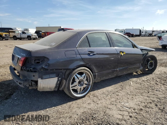 2014 Mercedes-Benz E 550 Sport with VIN WDDHF9BB5EA790844, listed as a Copart auction lot 82179264 with 202,405 mi miles and Salvage Title. Bid and sale history available at DreamBid. Image 3.