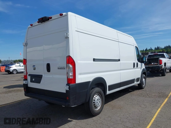 2025 Ram ProMaster Cargo Tradesman with VIN 3C6LRVDG5SE519201, listed as a IAAI auction lot 42207796 with 9,624 mi miles and . Bid and sale history available at DreamBid. Image 4.