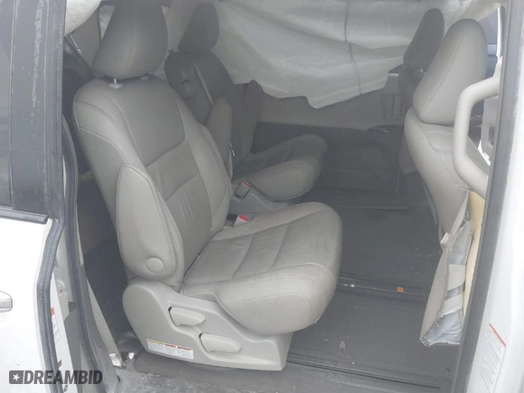 2015 Toyota Sienna XLE with VIN 5TDYK3DC8FS537028, listed as a IAAI auction lot 41192117 with 198,243 mi miles. Bid and sale history available at carsss.com. Image 8.
