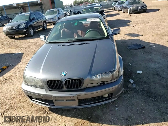 2001 BMW 3 Series 325Ci with VIN WBABN33491JW49847, listed as a Copart auction lot 67066094 with 137,068 mi miles and Salvage Title. Bid and sale history available at carsss.com. Image 11.