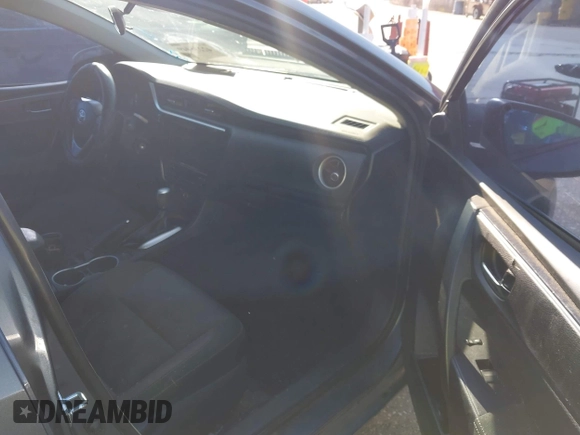 2018 Toyota Corolla L z VIN 2T1BURHE3JC058810, wystawiony jako IAAI lot #42236449 z przebiegiem 126 557 mil mil oraz . Historia ofert i sprzedaży dostępna na DreamBid. Obrazek 5.
