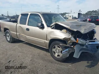 2006 Chevrolet Silverado 1500 LT1 with VIN 1GCEC19V16Z105748, listed as a IAAI auction lot 41762534 with 1 mi miles. Bid and sale history available at carsss.com. Image 1.