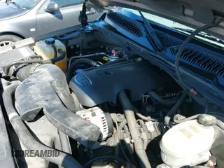 2003 Chevrolet Suburban Z71 with VIN 3GNFK16Z33G253479, listed as a IAAI auction lot 41871504 with 157,990 mi miles and . Bid and sale history available at DreamBid. Image 20.