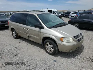 2005 Dodge Caravan SXT с VIN 2D4GP44L75R135675, выставлен на аукционе Copart как лот 62874665 с пробегом 194 340 миль миль и Списание • Salvage title. История ставок и продаж доступна на DreamBid. Изображение 4.