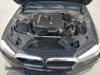 2017 BMW 5 Series 530i z VIN WBAJA5C34HG456328, wystawiony jako Copart lot #60227685 z przebiegiem 121 615 mil mil oraz Czysty tytuł • Clean title. Historia ofert i sprzedaży dostępna na DreamBid. Obrazek 11.