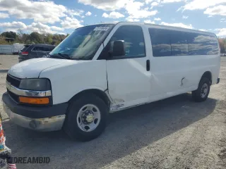 2014 Chevrolet Express Passenger 1LT with VIN 1GAZG1FA9E1179612, listed as a Copart auction lot 76159884 with 319,501 mi miles and Clean Title. Bid and sale history available at carsss.com. Image 1.
