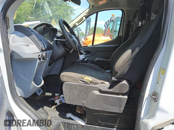 2018 Ford Transit with VIN 1FTYR1ZM0JKA64548, listed as a Copart auction lot 61365555 with 176,689 mi miles and Clean title. Bid and sale history available at DreamBid. Image 7.