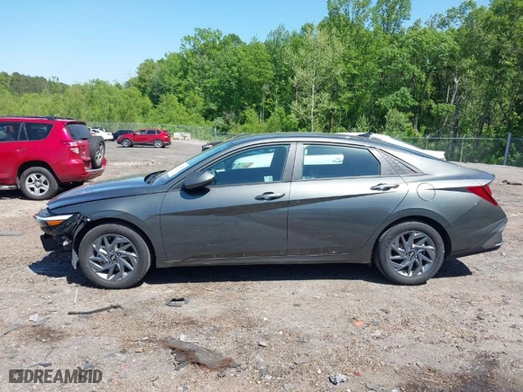 2024 Hyundai Elantra SEL with VIN KMHLM4DG2RU686933, listed as a IAAI auction lot 42030155 with 23,887 mi miles. Bid and sale history available at carsss.com. Image 15.