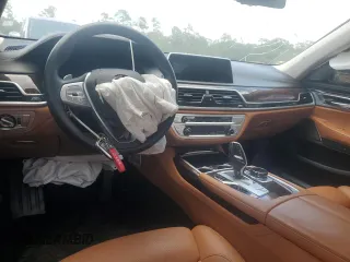 2022 BMW 7 Series 740i with VIN WBA7T2C06NCJ48203, listed as a Copart auction lot 54183325 with Not provided miles and Salvage title. Bid and sale history available at DreamBid. Image 8.