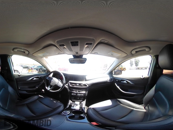 2018 Infiniti QX30 Premium z VIN SJKCH5CP5JA006199, wystawiony jako IAAI lot #42673215 z przebiegiem 107 294 mil mil oraz . Historia ofert i sprzedaży dostępna na DreamBid. Obrazek 19.