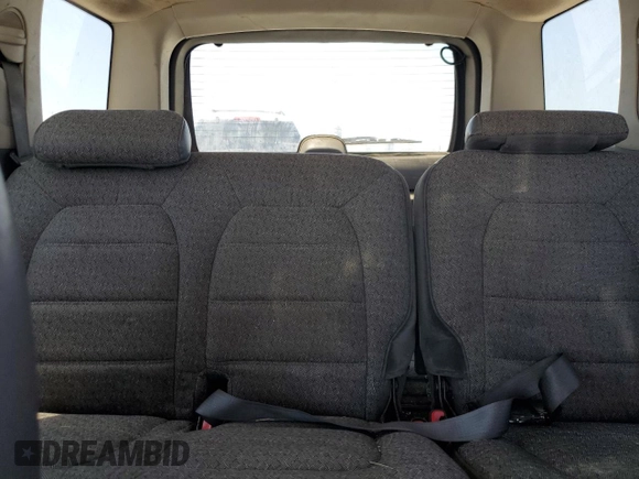 2002 Ford Explorer XLS with VIN 1FMZU62EX2ZB70223, listed as a Copart auction lot 58224254 with 213,321 mi miles and Clean title. Bid and sale history available at DreamBid. Image 10.