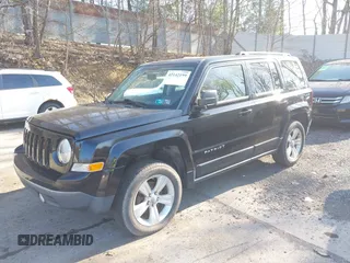 2012 Jeep Patriot Latitude with VIN 1C4NJRFB4CD686038, listed as a IAAI auction lot 42142199 with 116,416 mi miles and . Bid and sale history available at carsss.com. Image 2.