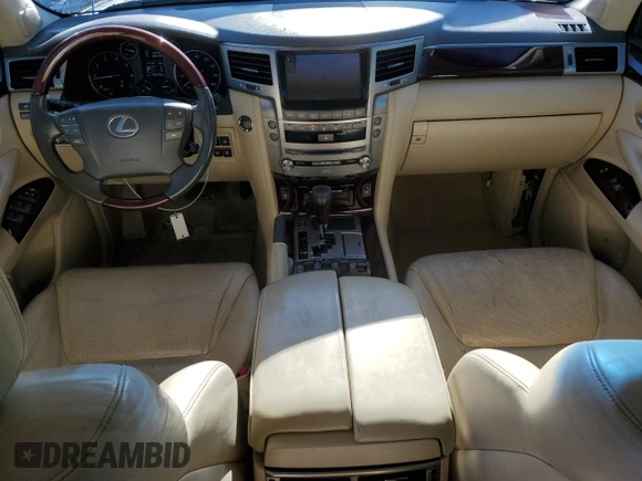 2013 Lexus LX 570 z VIN JTJHY7AX9D4126238, wystawiony jako Copart lot #43229375 z przebiegiem 183 285 mil mil oraz Czysty tytuł • Clean title. Historia ofert i sprzedaży dostępna na DreamBid. Obrazek 8.