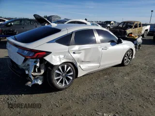 2024 Honda Civic EX-L z VIN 19XFL1H78RE019537, wystawiony jako Copart lot #87081334 z przebiegiem 19 662 mil mil oraz Szkoda całkowita • Salvage title. Historia ofert i sprzedaży dostępna na DreamBid. Obrazek 3.