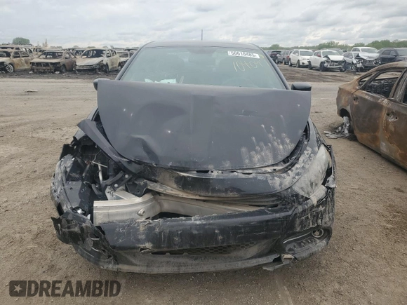 2013 Dodge Dart SXT z VIN 1C3CDFBA4DD104097, wystawiony jako Copart lot #57304125 z przebiegiem Nie podano mil oraz Nie do naprawy • Non repairable. Historia ofert i sprzedaży dostępna na DreamBid. Obrazek 5.