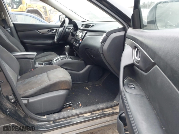 2016 Nissan Rogue S with VIN KNMAT2MV5GP730789, listed as a IAAI auction lot 41373894 with 190,428 mi miles. Bid and sale history available at carsss.com. Image 5.
