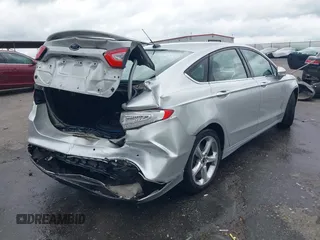 2016 Ford Fusion SE with VIN 3FA6P0T92GR307623, listed as a IAAI auction lot 42201937 with 195,789 mi miles and . Bid and sale history available at DreamBid. Image 4.