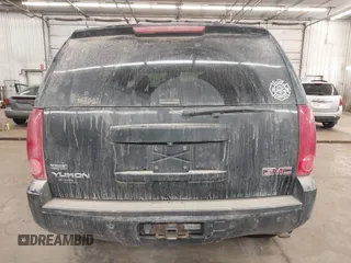 2012 GMC Yukon SLT with VIN 1GKS2CE02CR159894, listed as a IAAI auction lot 41686663 with 189,965 mi miles. Bid and sale history available at carsss.com. Image 17.