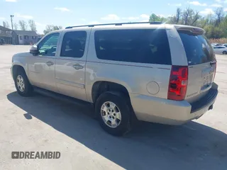 2007 Chevrolet Suburban LTZ с VIN 3GNFK16357G109210, выставлен на аукционе IAAI как лот 41990278 с пробегом 176 136 миль миль и . История ставок и продаж доступна на DreamBid. Изображение 3.