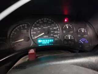 2001 Chevrolet Silverado 1500 LS with VIN 2GCEC19T711211931, listed as a Copart auction lot 54614195 with 135,812 mi miles and Salvage Title. Bid and sale history available at DreamBid. Image 9.