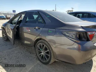 2015 Toyota Camry XLE with VIN 4T1BF1FK3FU034002, listed as a Copart auction lot 50217805 with 140,523 mi miles and Salvage Title. Bid and sale history available at carsss.com. Image 2.
