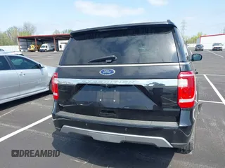 2019 Ford Expedition XLT z VIN 1FMJU1JT6KEA51883, wystawiony jako IAAI lot #41923628 z przebiegiem 133 945 mil mil oraz . Historia ofert i sprzedaży dostępna na DreamBid. Obrazek 16.