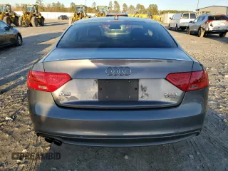 2016 Audi A5 Premium z VIN WAUD2AFR7GA011828, wystawiony jako Copart lot #87955625 z przebiegiem 84 413 mil mil oraz Czysty tytuł • Clean title. Historia ofert i sprzedaży dostępna na DreamBid. Obrazek 6.