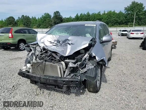 2016 Toyota Sienna LE AAS with VIN 5TDKK3DC4GS731059, listed as a Copart auction lot 60818295 with Not provided miles and Salvage title. Bid and sale history available at DreamBid. Image 14.