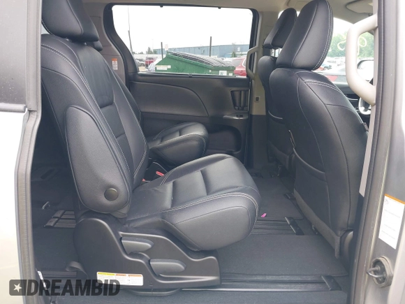 2018 Toyota Sienna SE с VIN 5TDXZ3DC1JS919062, выставлен на аукционе IAAI как лот 42790530 с пробегом 107 040 миль миль и . История ставок и продаж доступна на DreamBid. Изображение 8.