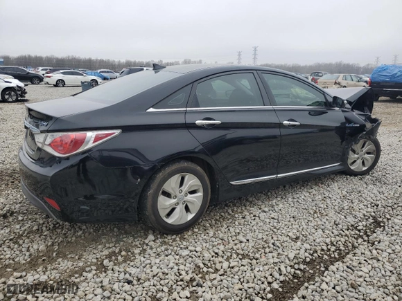 2013 Hyundai Sonata Hybrid with VIN KMHEC4A44DA050210, listed as a Copart auction lot 43959825 with 0 mi miles and Salvage Title. Bid and sale history available at carsss.com. Image 3.
