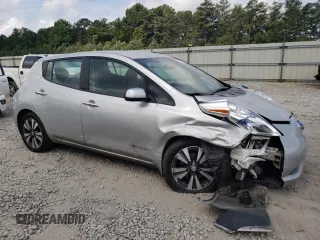 2015 Nissan LEAF SV with VIN 1N4AZ0CP3FC320333, listed as a Copart auction lot 62430113 with 54,127 mi miles. Bid and sale history available at carsss.com. Image 4.
