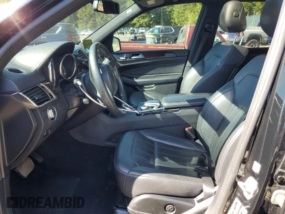 2017 Mercedes-Benz GLS 450 z VIN 4JGDF6EEXHA854678, wystawiony jako Copart lot #58337425 z przebiegiem 107 304 mil mil oraz Szkoda całkowita • Salvage title. Historia ofert i sprzedaży dostępna na DreamBid. Obrazek 7.