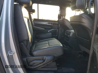 2024 Jeep Wagoneer Series II Carbide with VIN 1C4SJSBP8RS103079, listed as a Copart auction lot 47974685 with 15,990 mi miles and Salvage Title. Bid and sale history available at DreamBid. Image 11.