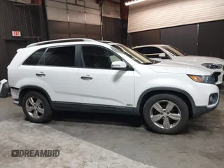 2013 Kia Sorento EX with VIN 5XYKUDA24DG321236, listed as a IAAI auction lot 41971501 with 88,673 mi miles. Bid and sale history available at carsss.com. Image 14.
