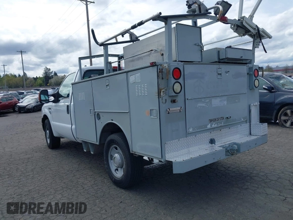 2006 Ford F-350 with VIN 1FDSF305X6EB15264, listed as a IAAI auction lot 42009579 with 97,945 mi miles and . Bid and sale history available at DreamBid. Image 3.