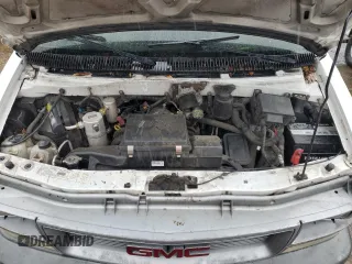 2001 GMC Safari Cargo with VIN 1GTDM19W91B504197, listed as a Copart auction lot 43786285 with 150,593 mi miles and Salvage Title. Bid and sale history available at carsss.com. Image 12.
