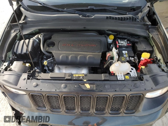 2021 Jeep Renegade Jeepster with VIN ZACNJCAB8MPM52358, listed as a Copart auction lot 51092775 with 33,041 mi miles and Salvage title. Bid and sale history available at DreamBid. Image 13.