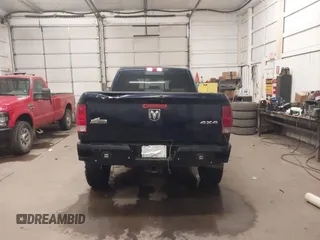 2018 Ram 2500 Big Horn with VIN 3C6UR5DLXJG233378, listed as a IAAI auction lot 41007365 with 96,371 mi miles. Bid and sale history available at carsss.com. Image 16.