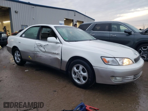 1999 Lexus ES 300 Luxury Sport Sdn with VIN JT8BF28G7X5053598, listed as a Copart auction lot 83103664 with 97,367 mi miles and Salvage Title. Bid and sale history available at carsss.com. Image 4.
