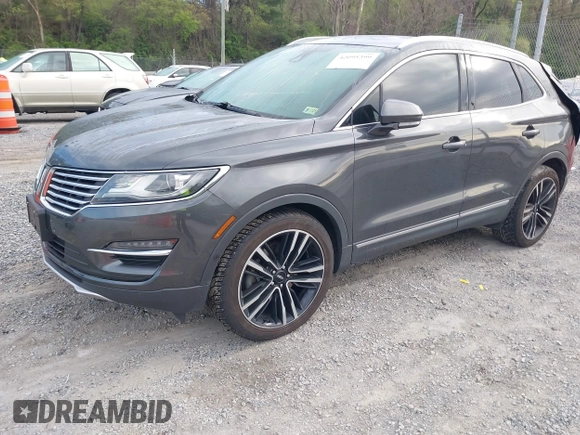 2018 Lincoln MKC Reserve with VIN 5LMTJ3DH6JUL08255, listed as a IAAI auction lot 42095399 with 41,267 mi miles and . Bid and sale history available at DreamBid. Image 17.