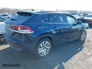 2021 Volkswagen Atlas Cross Sport 3.6L V6 SE w/Technology with VIN 1V2JE2CA5MC206701, listed as a IAAI auction lot 41165558 with 52,631 mi miles. Bid and sale history available at carsss.com. Image 4.
