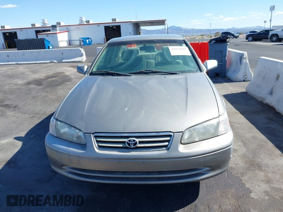 2000 Toyota Camry CE with VIN 4T1BG22K3YU643229, listed as a IAAI auction lot 42162845 with 142,457 mi miles and . Bid and sale history available at carsss.com. Image 12.