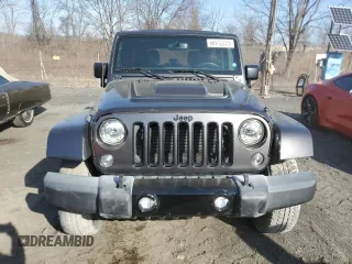 2017 Jeep Wrangler Unlimited 75th Anniversary z VIN 1C4BJWEG3HL674913, wystawiony jako Copart lot #58950465 z przebiegiem 46 793 mil mil oraz Szkoda całkowita • Salvage title. Historia ofert i sprzedaży dostępna na DreamBid. Obrazek 5.