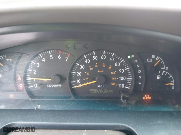 2000 Toyota Tundra SR5 with VIN 5TBBT4410YS016064, listed as a IAAI auction lot 40748828 with 228,435 mi miles. Bid and sale history available at carsss.com. Image 7.