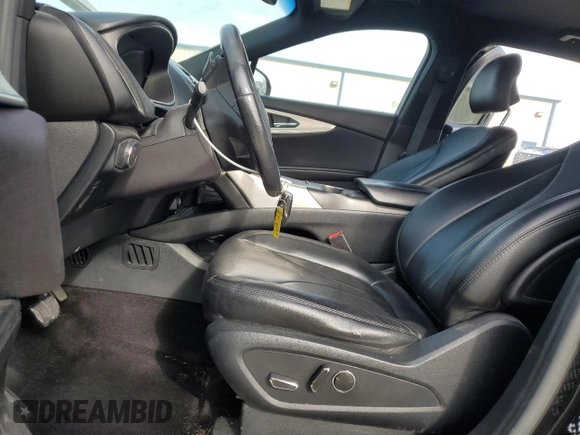 2016 Lincoln MKX Premiere with VIN 2LMTJ6JRXGBL66258, listed as a Copart auction lot 82767574 with 111,127 mi miles and Salvage Title. Bid and sale history available at carsss.com. Image 7.